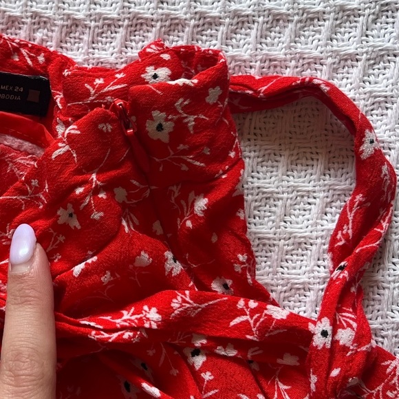 SOLD Red floral skort ❣️ - Picture 9 of 9